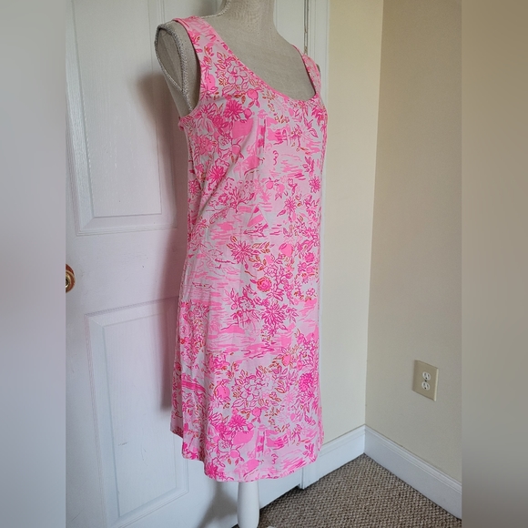Lilly Pulitzer knee length bodycone dress. Reposhing, too large on me. NWT - Picture 5 of 11